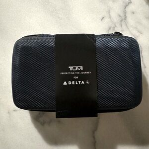 Tumi x Delta Travel Case
